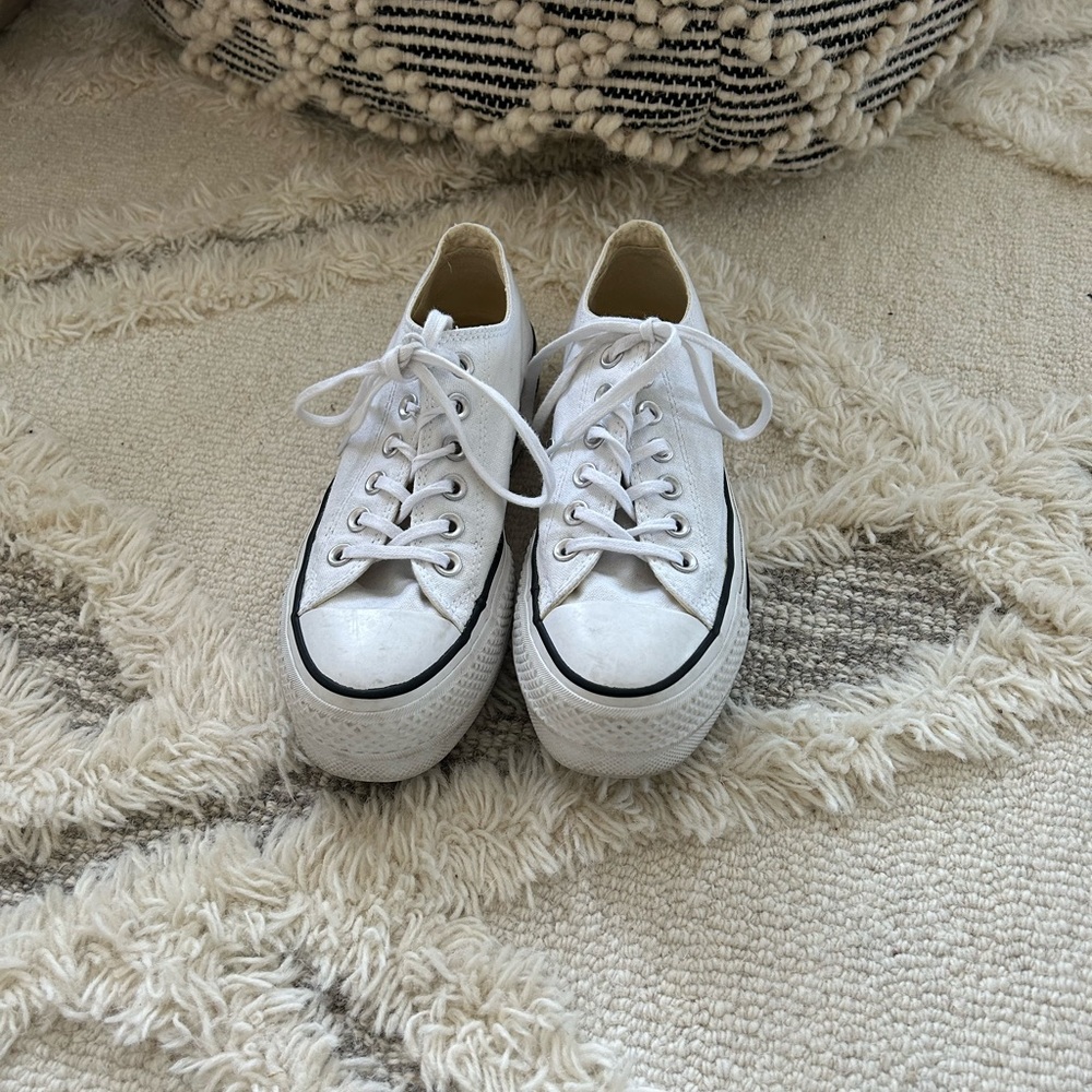 Platform converse. Size 6.5